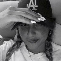 ⁸⁰ (@mickagarellii) 's Twitter Profile