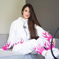 Eva Leon (@evaleon86) 's Twitter Profile