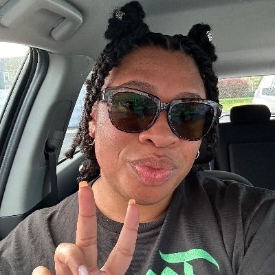 .chill.follow.will follow back.
just my random thoughts.