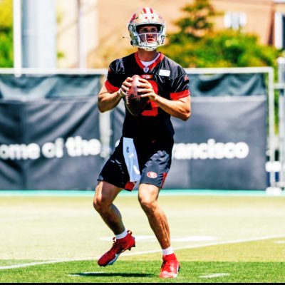 standing on biness movin like a Maybach, and stopping on a dime and leaving 9 cents fcs qb just entered the chat