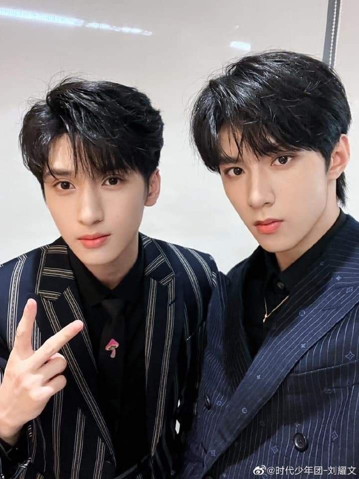 aowenzly's profile picture. just me and my own world🤍!