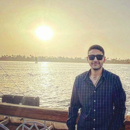 ElmassreyKhaled's profile picture. things to keep
