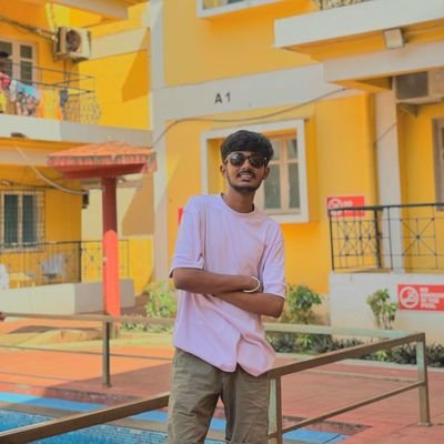 PreetamGargi's profile picture. Nerd 🤓| Pardon me for the poor choice of words 💭| 
If I die, turn my tweets into a book 📚