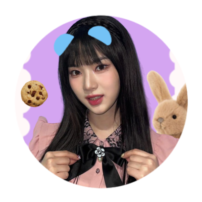 ─ catto lady who owns harmonious yodel of swith, “O' to be a lass of stayc engraved with Lee Isa as the name.”