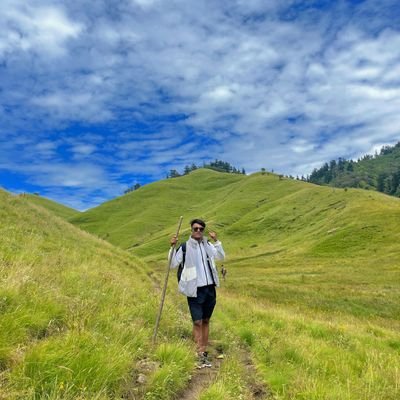 म एक यस्तो पहेली हुँ जस्लाई सुल्झाउन दिमाग कम दिल बढी चाहिन्छ 🥸❣️
(LM10❣️❣️)
#दोभान
#पतझर🍂
#एक_स्वप्न
#Selenophile🌙🌝🌛🎑