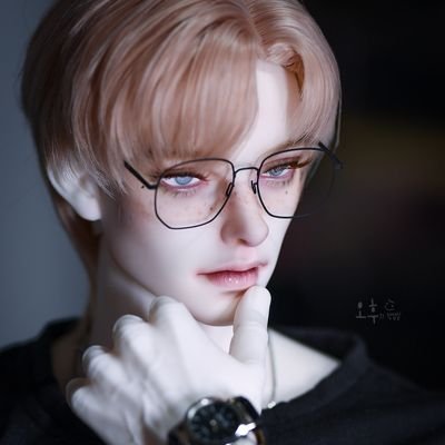 낡고 지친 성인 / 교류환영 / 트윗초보 배우는중 / 설정과몰입 / 멘션 스루 고의 아님 🥺✨✨✨ / ••• ••• •••
🛒 SHOP 계정은 ☞ @OHOO_shop