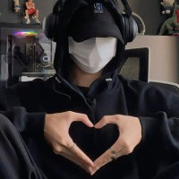 Kim (@satyromaniio) 's Twitter Profile