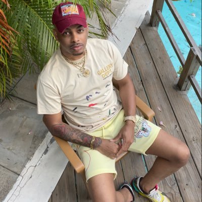 sir_dree's profile picture. 