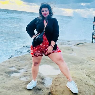 Lavanya_973's profile picture. follow back , old account was hacked 😭😭