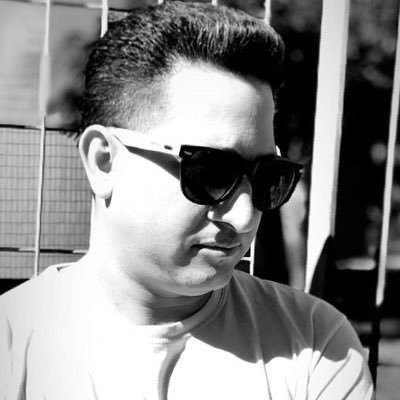 CaetanoPelegrin's profile picture. Pai orgulhoso de dois pugs mimados. TI durante o dia, explorador do universo geek nas horas vagas. Sempre em busca da próxima inovação e do último meme. 🖥️🐶