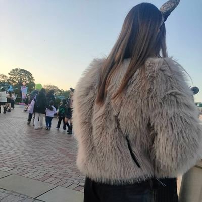 mari57553450259's profile picture. 