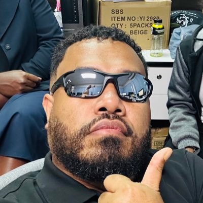 b_jjone's profile picture. 