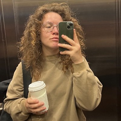 GArina54643's profile picture. Podcaster/ writer