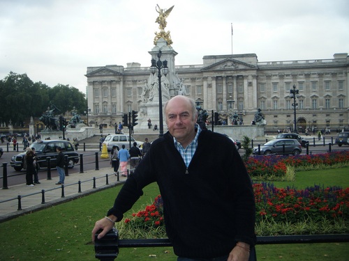 smprofitsltd's profile picture. Hi my name is Pete I am an active social media marketer and want to engage with other marketers