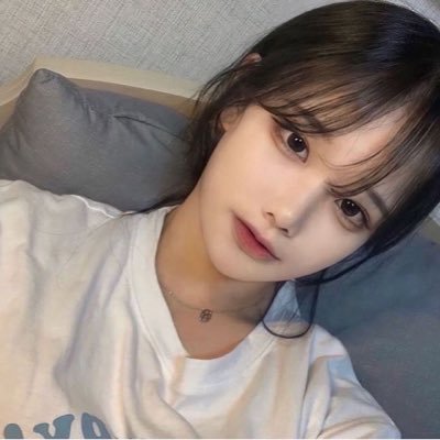 sanaura56's profile picture. 女子高育ちの女子大生（20） 親友→ @nina_36ma