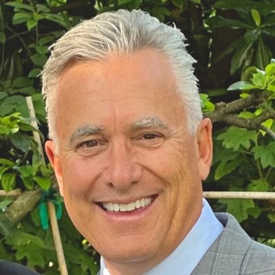Trust fuels lasting partnerships. 25 yr marketer, now building AI https://t.co/JItO7RCIaN. Creating solutions is in my DNA. #Marketing #AI