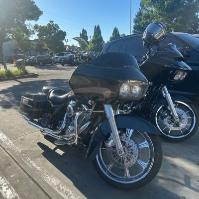 youngrichhippie's profile picture. 