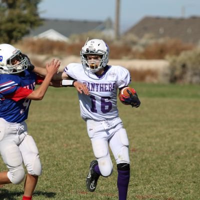 Snake River HS 2029 |4.0 GPA|
|5'10 145| |4.87 40 laser (spring '24)|
#16 RB/WR/FS
Football, Track and Field, Basketball NCAA 2508690066