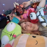 Jennifer Queen, of Demons (@lorrddemon) 's Twitter Profile