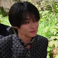 jeyik (@tleeknowsaurusd) 's Twitter Profile