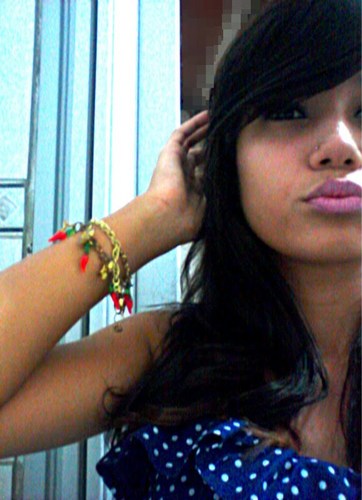Todos falam de amor, mas poucos amam de verdade. ♪
