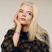 hourly anya taylor-joy(@everyhouranya) 's Twitter Profile Photo