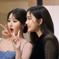•𝐬𝐮𝐧• Freen in Cannes 🇨🇵(@roses_are_freen) 's Twitter Profile Photo