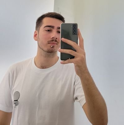 L 🇨🇱🇩🇪 Profile
