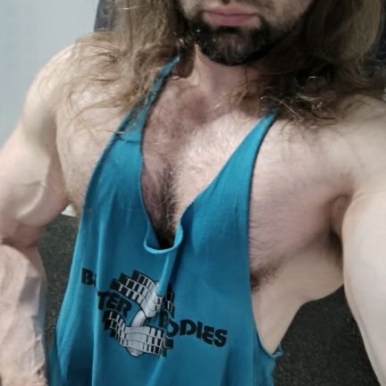 i love animals, working out and interested in crypto and bit of macroeconomics, football ( AC Milan love of life) IG vegan_foranimals87