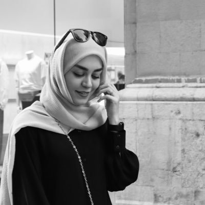 YeganehDti's profile picture. اَلْحَمدُ اللهِ الَذے خَلَقَ الحُسيـــن (ع)•••