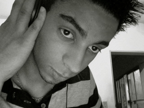 Twisteeeer's profile picture. MBA em Engenharia de Software, Analista de TI, DJ e um futuro Producer! Adoro doces, baladas, risadas, tecnologia e coisas simples! =] 
Aqui é mais legal ! =]