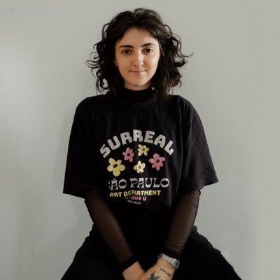 gabsmeschini's profile picture. Cristã | Designer