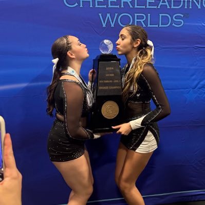 ashley_forr3118's profile picture. World Cup Omni