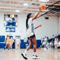 Ke’Nyia Young (@kenyiayoung4) 's Twitter Profile