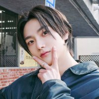 ๐๐จ.๐ฎ๐ซ (@hour_0904) 's Twitter Profile