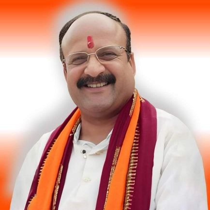 हर वर्ग की आवाज,मानवता की पहचान, समाज सेवा का भाव,हर वर्ग और हर जाति से लगाव, वो ओर नही कोई, वो हैं हमारे ऐलनाबाद का कप्तान @CaptJasvinder 👑