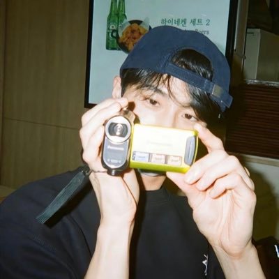 ZHISHIZHISHISUI's profile picture. 