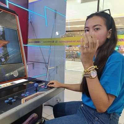 lourenimii's profile picture. 