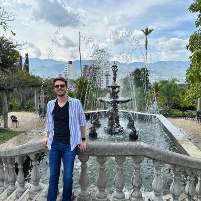 👨🏻🔬 Microbiólogo/Microbiologist |📚 MS.c Microbiology | 🦠 Viruses 🇨🇴 | 🌈⃤——
