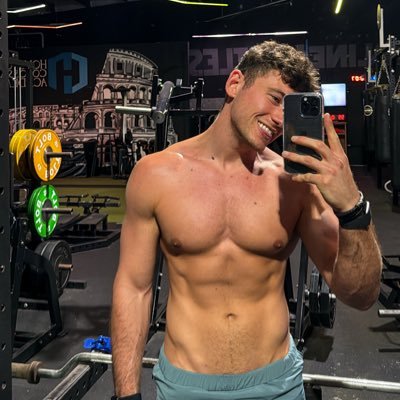 Plymouth|PT & Online Coach | Insta: @harrisonsladefit