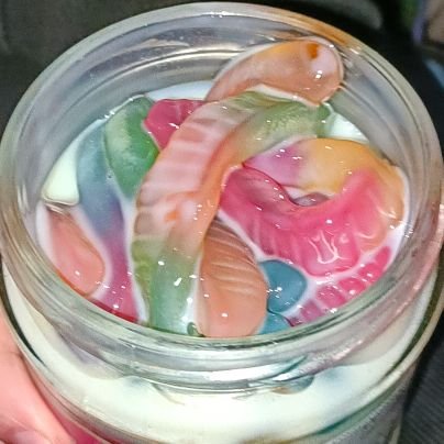 SirrusSunKiss's profile picture. might post some nsfw someday 
.
I hate sand