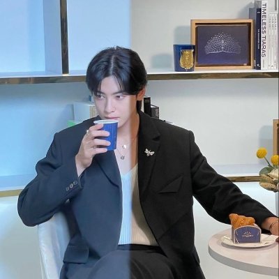 gijtaran's profile picture. 1 9 9 7   ◞ ； 언제나처럼 꼭 안아줄께  🕊 𝐀𝐒𝐓𝐑𝐎’s visual with genius faced this is Cha EUNWOO.