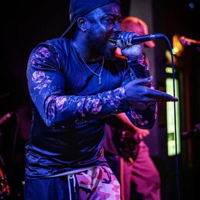 Mental Health & Cultural Advocate Team Leader/ #CashyCs Performance Artist/MC & PA Host/
Frontman for Alt Rap Metal band @rupchafarms