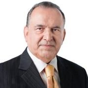 سواء كنت تبحث عن مشورة استثمارية أو تخطيط مالي، فلدينا كل ما تحتاجه!💰💡