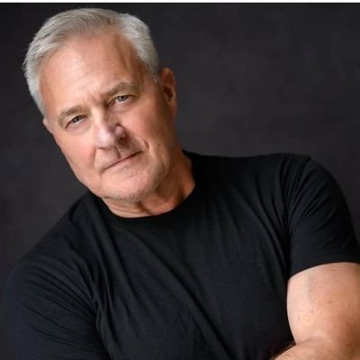 Fernand85915764's profile picture. Gott ist der Größte