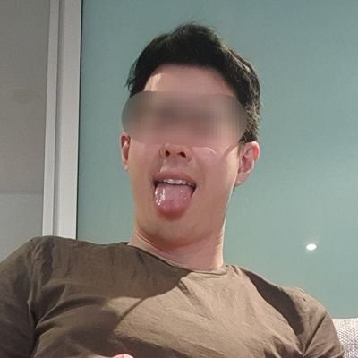 chronic bator, edger, gooner.
addicted to penis, porn and poppers.
let's get stupid on dong.