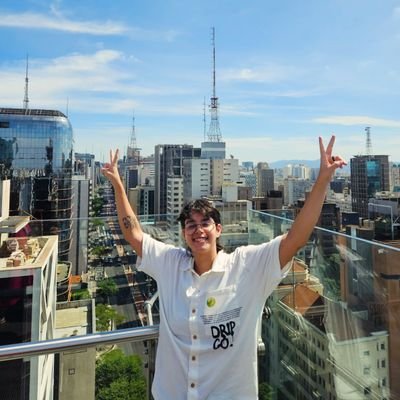 Corinthiana depressiva | Editora de vídeos | 21 anos.| Cursando RI
Corvinal n tem protagonista. Não tem filme solo. Mas tem o povo!!!