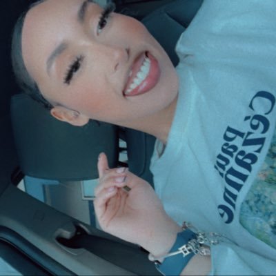 NURSING STUDENT 🇵🇷 IG: TheRealJoamsey