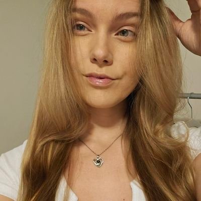 heydorenda's profile picture. Dorenda / Demi | 31. 🌸 She/Her | Content Creator | 💌 Business Inquiries: itsdorenda@gmail.com