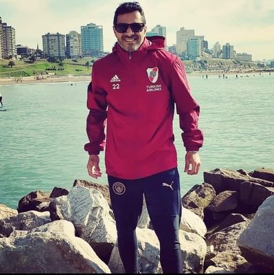 Nunca perdi una final de libertadores contra mi clasico rival,papa de francesco y vito, ,hincha de River,lateral izquierdo